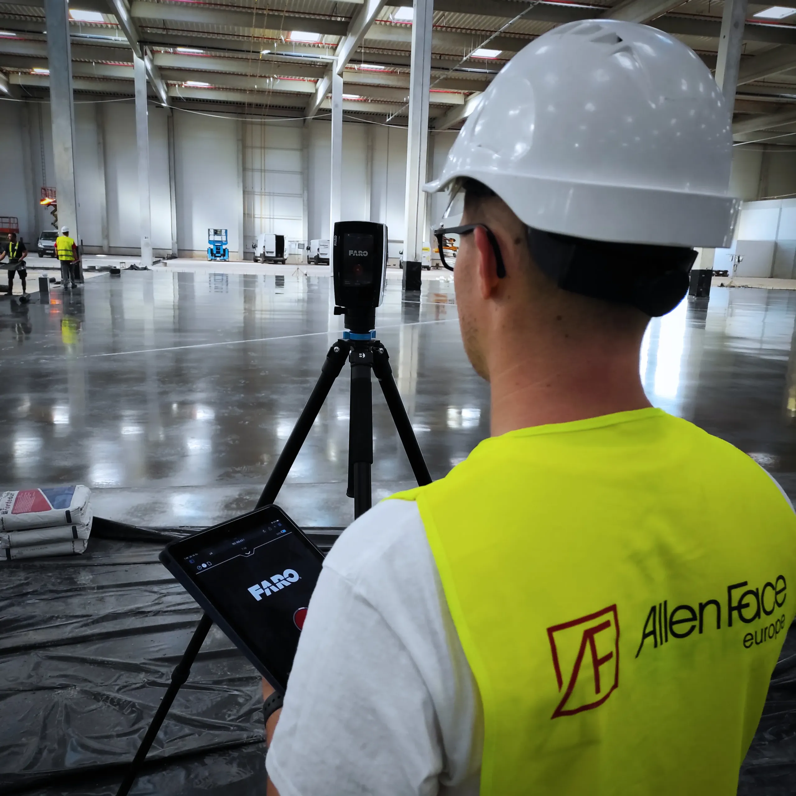 3D scanning the already profiled industrial floor on a construction site
